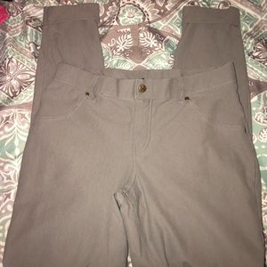 Legging type pants